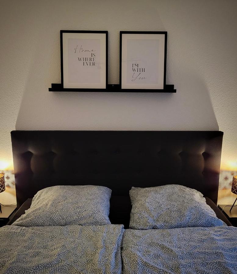 Schoene Und Ruhige Wohnung Direkt An Der Mosel コブレンツ エクステリア 写真
